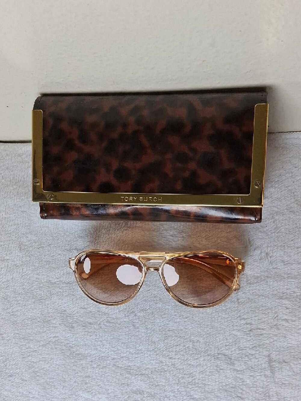 Tory Burch Gold Frame Sunglasses with Brown Gradient Lenses - Picture 2 of 8